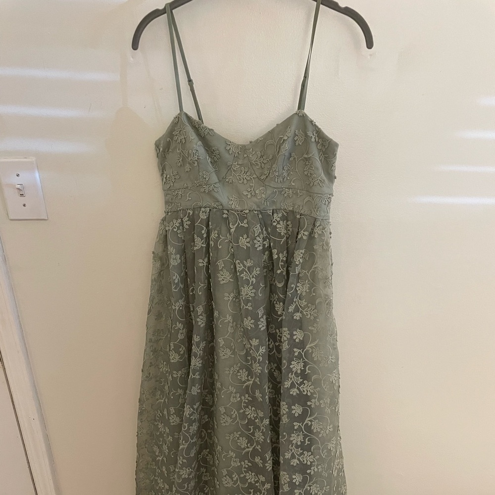 ANTHROPOLOGIE ISADORA ORGANZA MIDI DRESS IN PASTEL GREEN